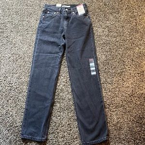NWT Black Levi Low Pro size 24